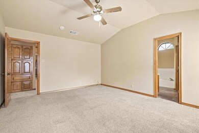 316 Huggins Dr, Springtown, TX 76082 - photo 5