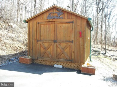 1390 Granny Smith Rd, Linden, VA 22642 - photo 3