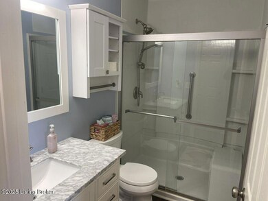 3400 Eastbrook Dr, La Grange, KY 40031 - photo 4