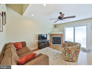 537 Jason Dr, Southampton, PA 18966 - photo 6