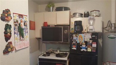 357 Falby Ct unit 3, El Paso, TX 79915 - photo 4