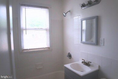 4225 Eads St NE unit 2, Washington, DC 20019 - photo 6