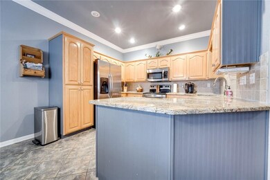 Upgraded granite counters!