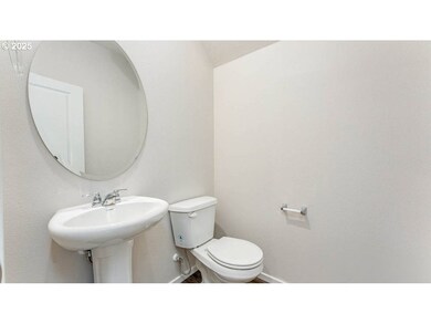 2967 T St, Springfield, OR 97477 - photo 3