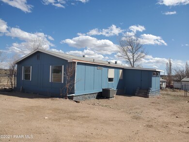 24820 N San Francisco St, Paulden, AZ 86334 - photo 5