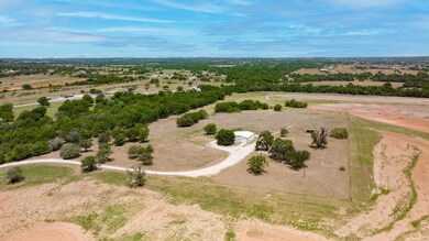 907 Springfield Rd, Springtown, TX 76082 - photo 4