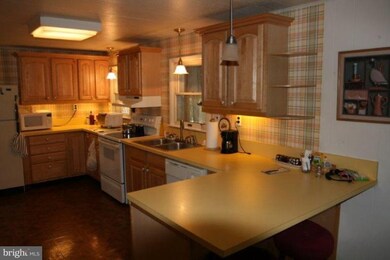 9525 N Laurel Rd, Laurel, MD 20723 - photo 3