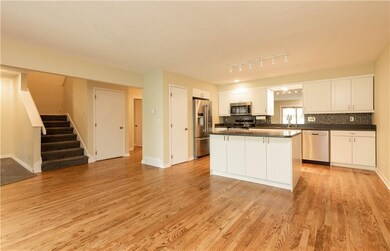 4815 Cedar Dr unit 61, West Des Moines, IA 50266 - photo 2