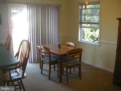 2807 Wakefield St, Colonial Beach, VA 22443 - photo 3