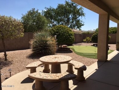 Backyard - Table & Seating