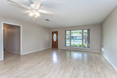 2002 Brentwood St, Gainesville, TX 76240 - photo 6