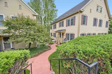 170 Depot St unit B, Stowe, VT 05672 - photo 2