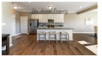 3310 Joshstock Dr, Columbus, OH 43232 - photo 4