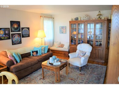 30385 Hillside Tr, Goldbeach, OR 97444 - photo 4