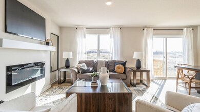 12 Verbena Ln SW, Cedar Rapids, IA 52404 - photo 4