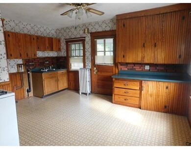 329 June St, Worcester, MA 01602 - photo 3