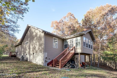 8-web-or-mls-1013 Pahue Dr_039_TNPC-2