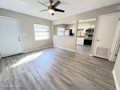 5404 101st St unit 3, Jacksonville, FL 32210 - photo 3