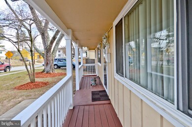 5610 Duchaine Dr, Lanham, MD 20706 - photo 6