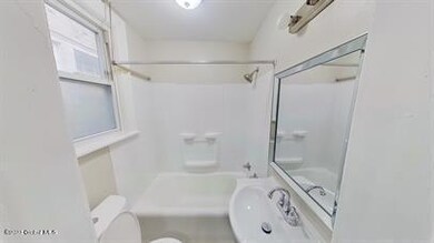 11 Cuyler Ave unit 2L, Albany, NY 12209 - photo 7