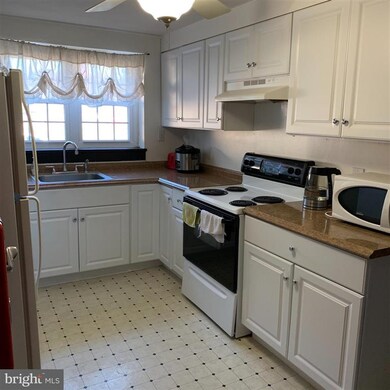 21 Palace Ave, Claymont, DE 19703 - photo 2