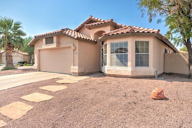 1208 S Cholla Ct-4