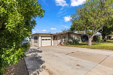 131 Postwood Dr, San Antonio, TX 78228 - photo 3