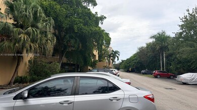 Oaks Condominiums unit 102, Davie, FL 33314 - photo 5