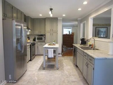 Kitchen (1)