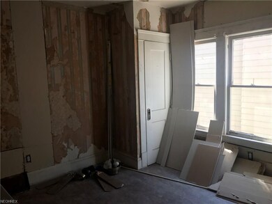 1757 Collamer Ave, Cleveland, OH 44112 - photo 4
