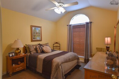 1509 Malcolm Ln, Wichita Falls, TX 76302 - photo 5