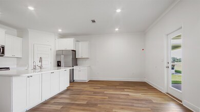 Rhett_05_Dining_Area