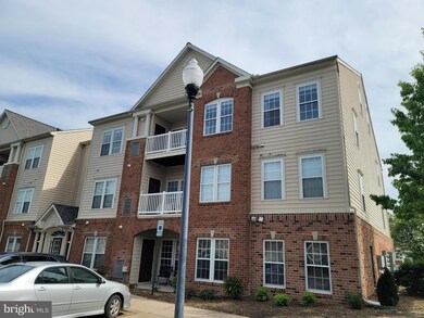 7925 Briarglen Dr unit M, Elkridge, MD 21075 - photo 2