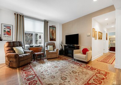 79 Railroad Place unit 203, Saratoga Springs, NY 12866 - photo 4