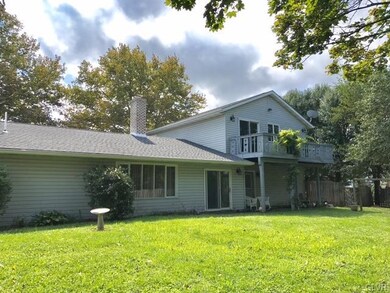 4466 Meadow Dr, Nazareth, PA 18064 - photo 3