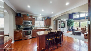 10220 Hornbeam Blvd, Louisville, KY 40228 - photo 2