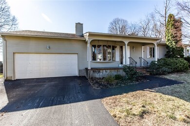 9 Kimberly Ann Dr, Greenville, RI 02828 - photo 2