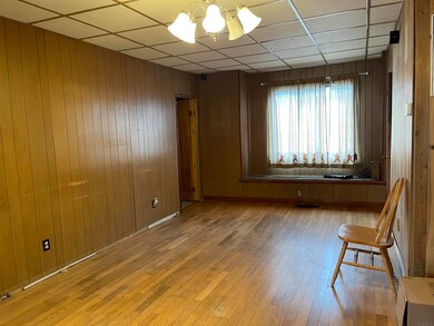 932 W High St, Portland, IN 47371 - photo 2