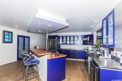 Unit #1 (Main House) - Kitchen W Stainless Steel & Wood