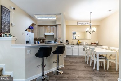 9194 Cardinal Forest Ln unit 47, Lorton, VA 22079 - photo 3