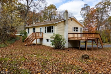 13 Glen Rd, Highland Lakes, NJ 07422 - photo 4