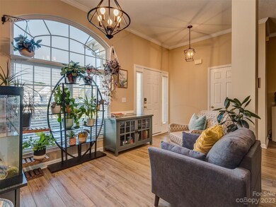 9036 Torrence Crossing Dr, Huntersville, NC 28078 - photo 4