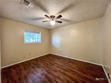 1301 Azalea Ln, New Braunfels, TX 78130 - photo 6