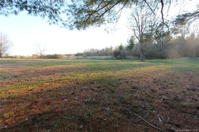 9999 Bolton Ct, Blue Ridge, NC 28792 - photo 4