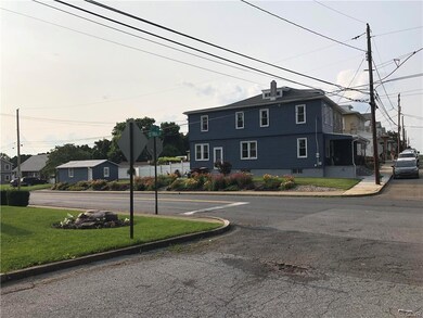 702 7th St, Whitehall, PA 18052 - photo 2