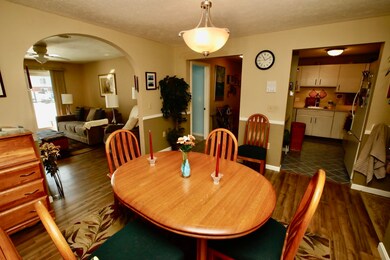 2 Timberwood Dr unit 106, Goffstown, NH 03045 - photo 3