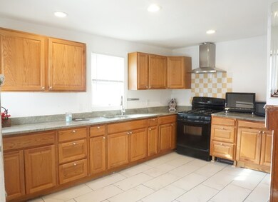 83 Columbia St unit 83, Quincy, MA 02169 - photo 2
