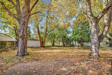 8-web-or-mls-2615CarbondalePlace_Hommati