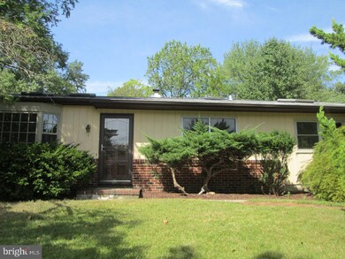 4 Juniper St, Mount Holly, NJ 08060 - photo 3