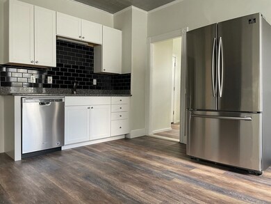 164 Beacon St unit 2, Worcester, MA 01610 - photo 2